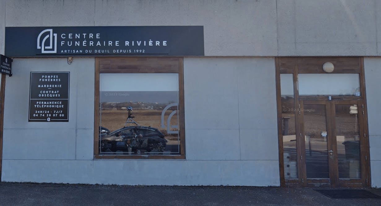 Photographie de la Centre Funéraire Rivière de Bourgoin-Jallieu
