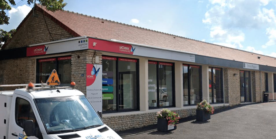 Photo de Pompes Funèbres Cosseron - Le Choix Funéraire à Falaise