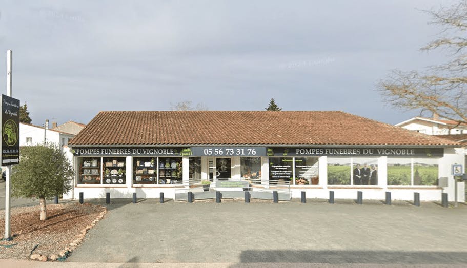 Photo de Pompes Funèbres du Vignoble à Lesparre-Médoc