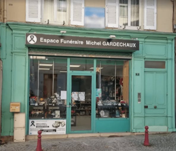 Photo de Espace Funéraire Michel Gardechaux à Saint-Trivier-de-Courtes