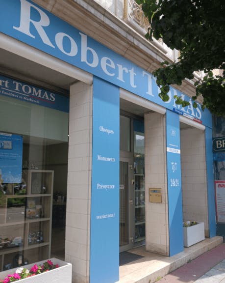 Photo de Pompes funèbres Robert Tomas à Joigny