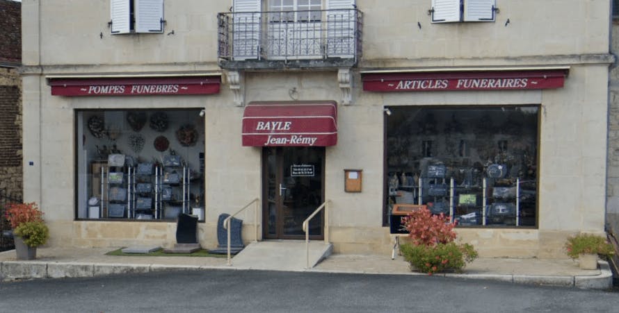 Photo de Pompes Funèbres Jean-Rémy Bayle à Les Quatre-Routes-du-Lot