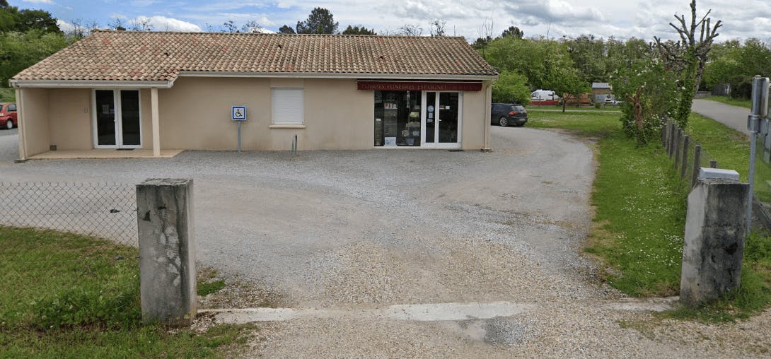 Photographie de la Pompes Funèbres Espaignet de la ville de Castres-Gironde