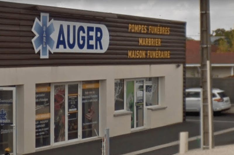 Photographie de la Pompes Funèbres Auger à Saint-Pierre-le-Moûtier