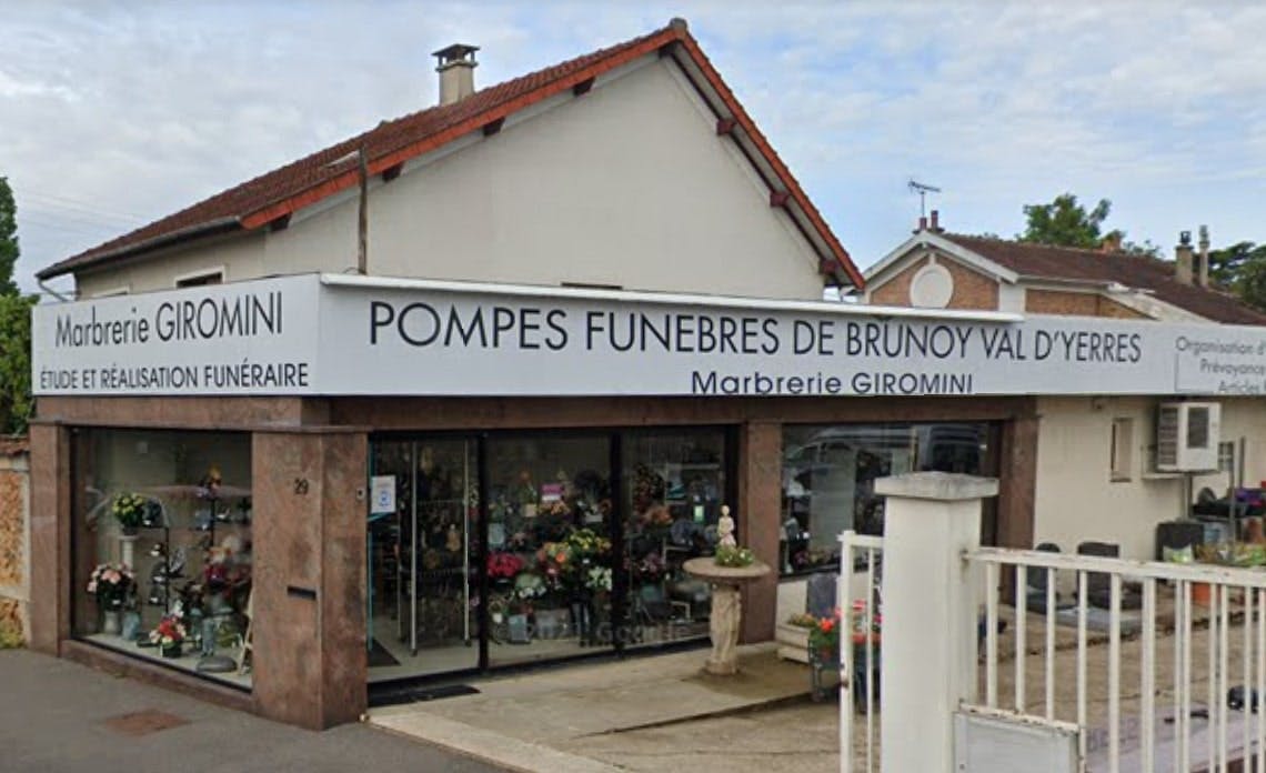 Photographie de La Pompes Funèbres Marbrerie Giromini de Brunoy
