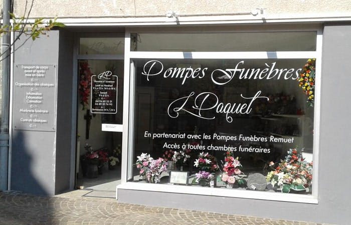 Photographie de la Pompes Funebres et Marbrerie Ludovic Paquet à Beaujeu