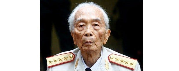 hommage-general-giap