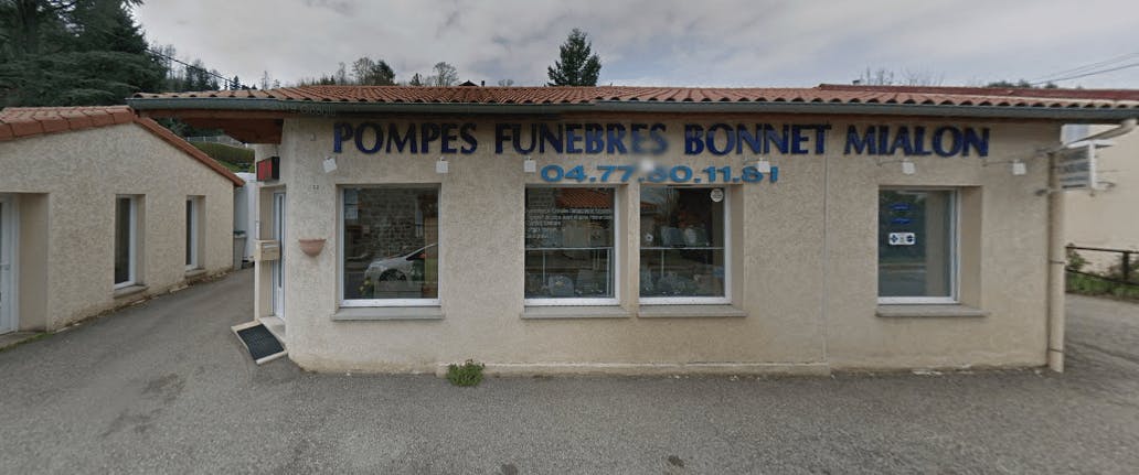 Photographie de la Pompes Funèbres Bonnet Mialon à Saint-Bonnet-le-Château