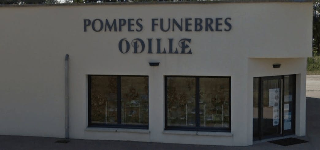 Photographie de la Pompes funèbres et Marbrerie Odille de la ville de Rochefort-sur-Nenon