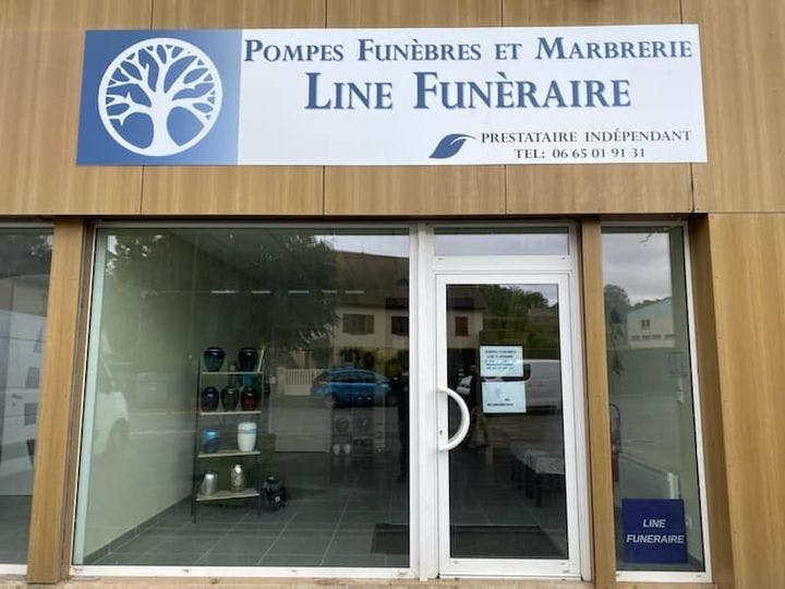 Photographie de Pompes Funèbres et Marbrerie Line Funéraire de Bretteville-sur-Laize