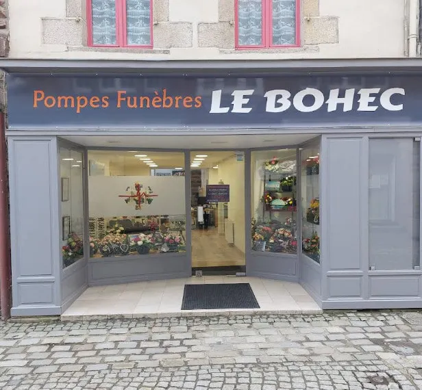 Photo de Chambre funéraire-Quemper-Guézennec-Rue du GOELO à Quemper-Guézennec