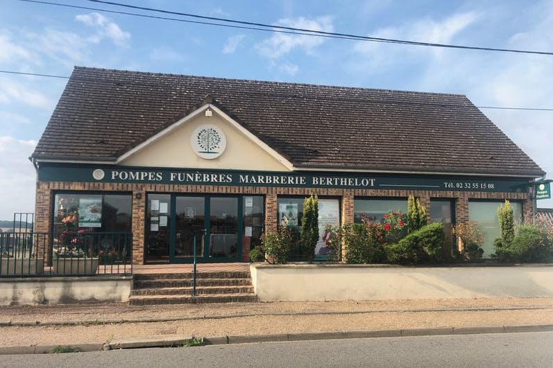 Photographie de la Pompes Funèbres Et Marbrerie Berthelot à Gisors