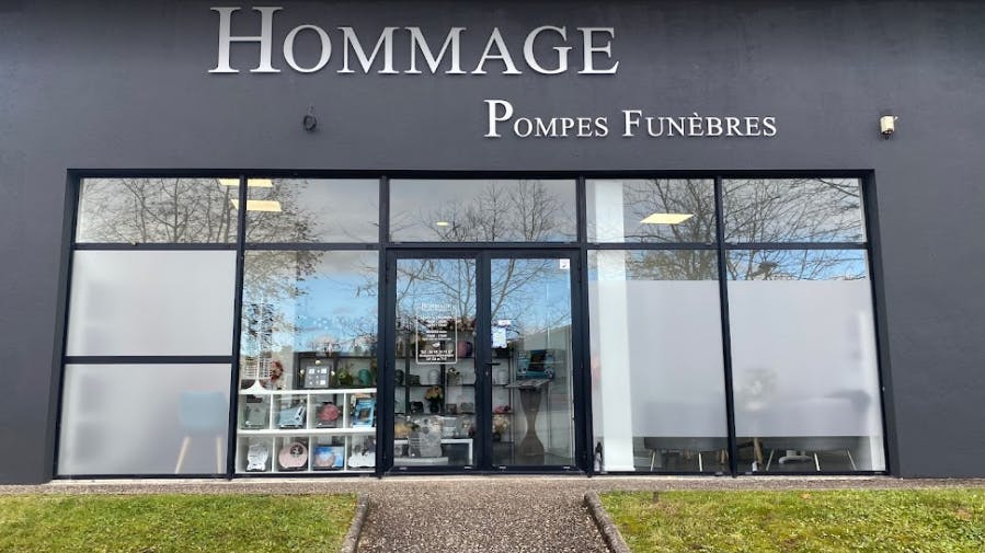 Photographies de Hommage Funéraire à Angoulême