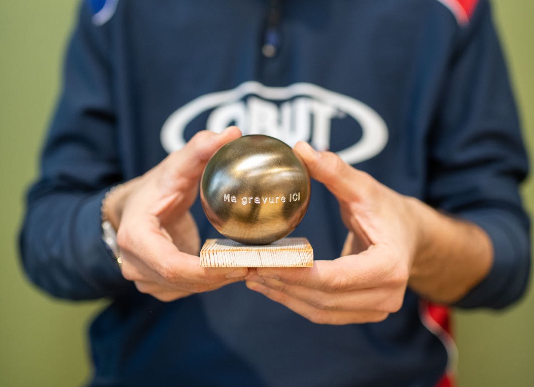 Trophées de pétanque Obut : offrez l'excellence