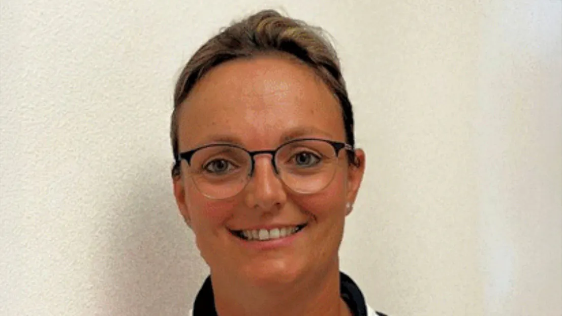 Photo portrait de Nelly Peyre, joueuse de pétanque de la Team Obut