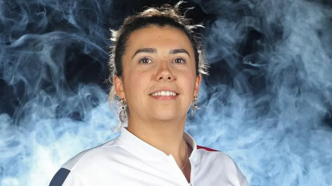Portrait photo of Aurélie Bories, Team Obut pétanque player