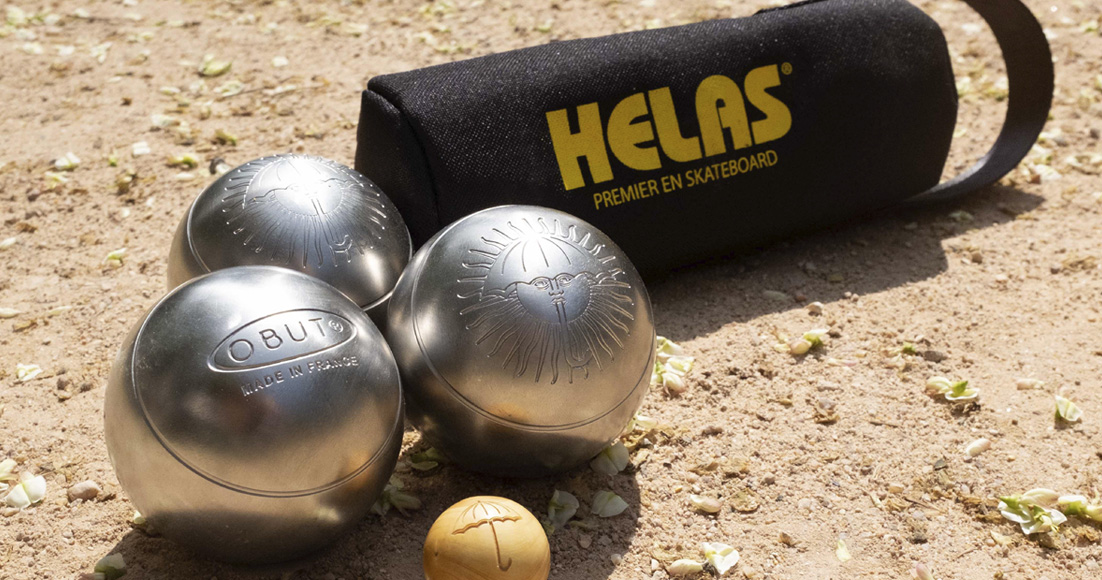 When skateboarding meets petanque...