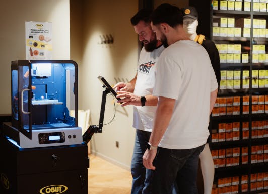 Personnalisez vos boules de pétanque et accessoires dans notre boutique