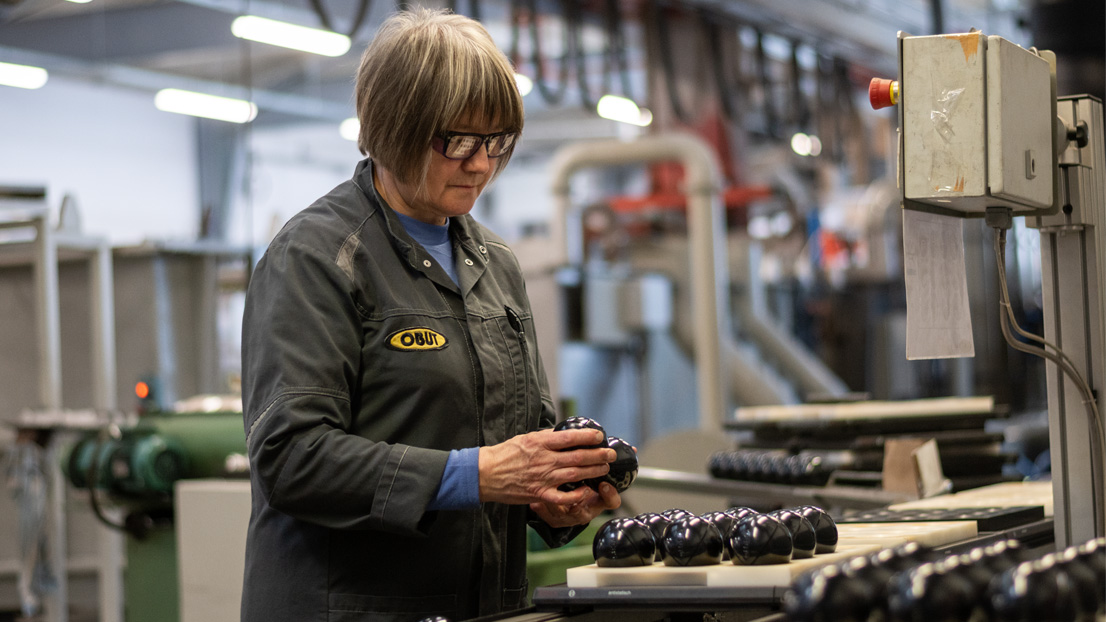 contrôle visuels des boules de pétanque Obut