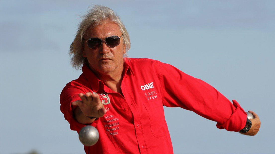 Marco Foyot Team Obut, concentré lors d'un tournoi de pétanque