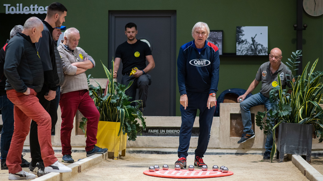 Marco Foyot en situation de coaching au Stage des Légendes Obut avec des joueurs passionnés