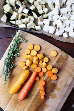 chopped veggies on chopping board