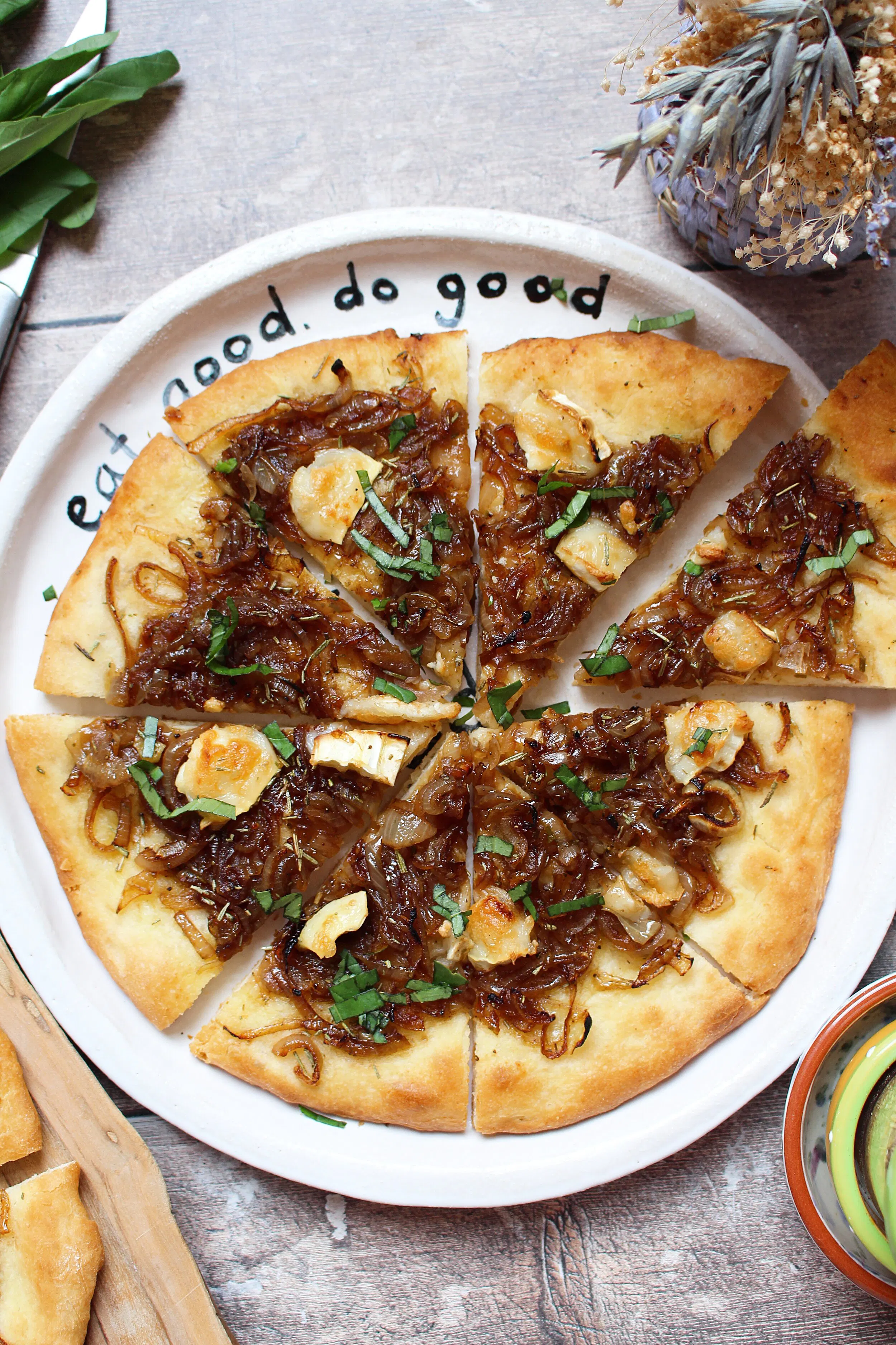 Balsamic Onion Pizza