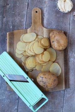 image of sliced potatoes