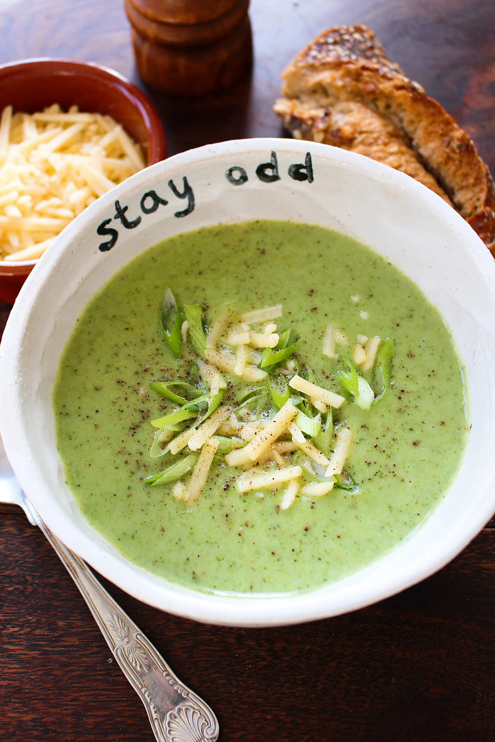 30 Min Broccoli and Cheddar Soup