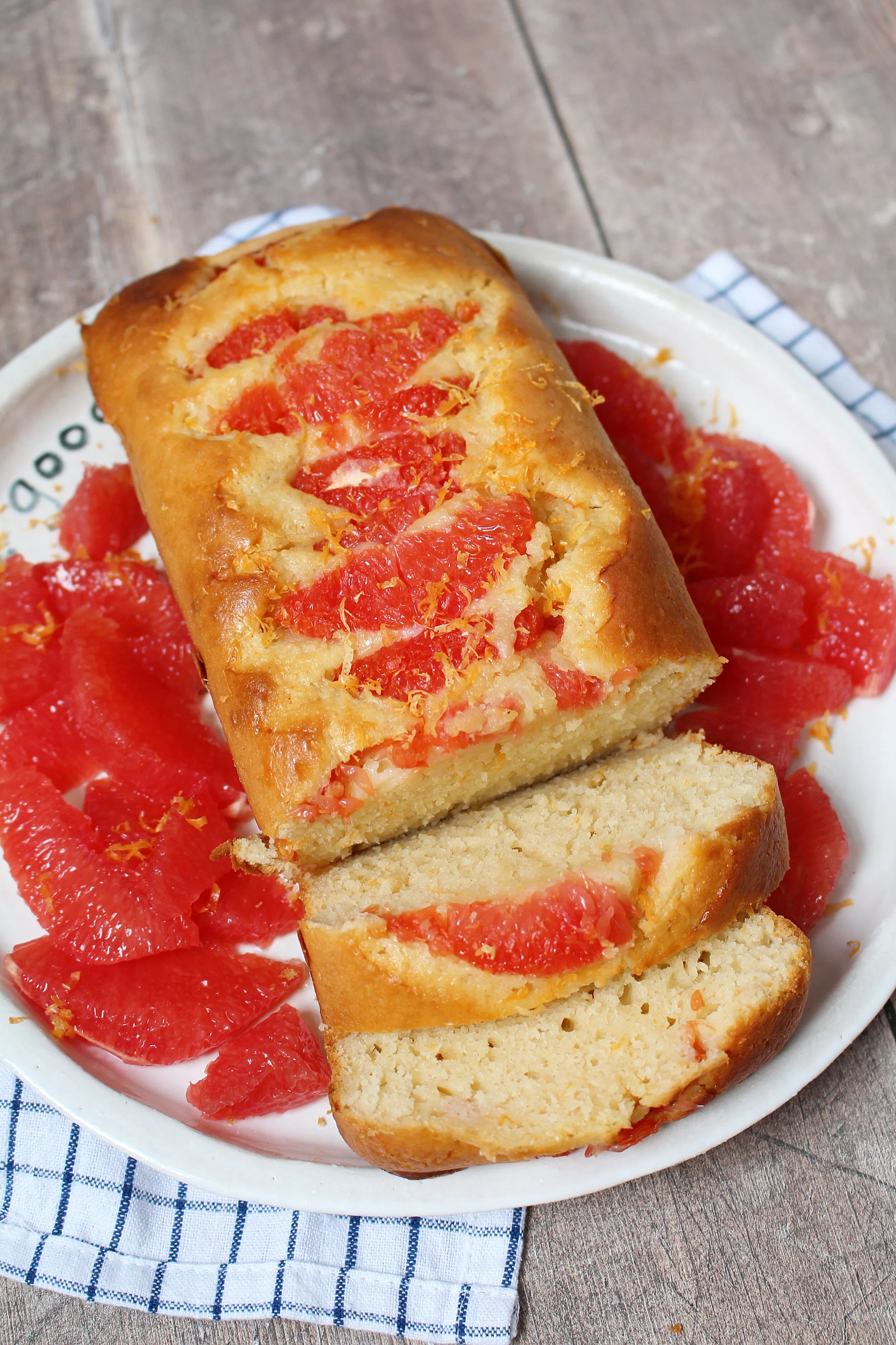 Grapefruit Yoghurt Cake