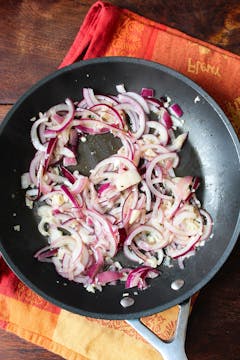 onion in pan 