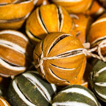 dried oranges for potpourri 