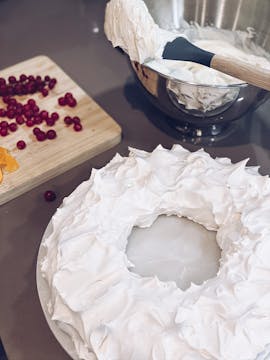 a big circle meringue