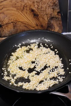risotto in large frying pan 
