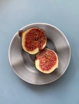 Figs in a bowl