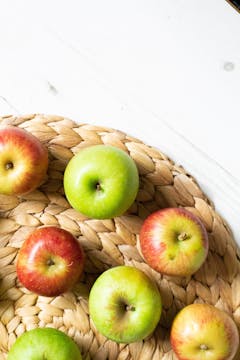 apples