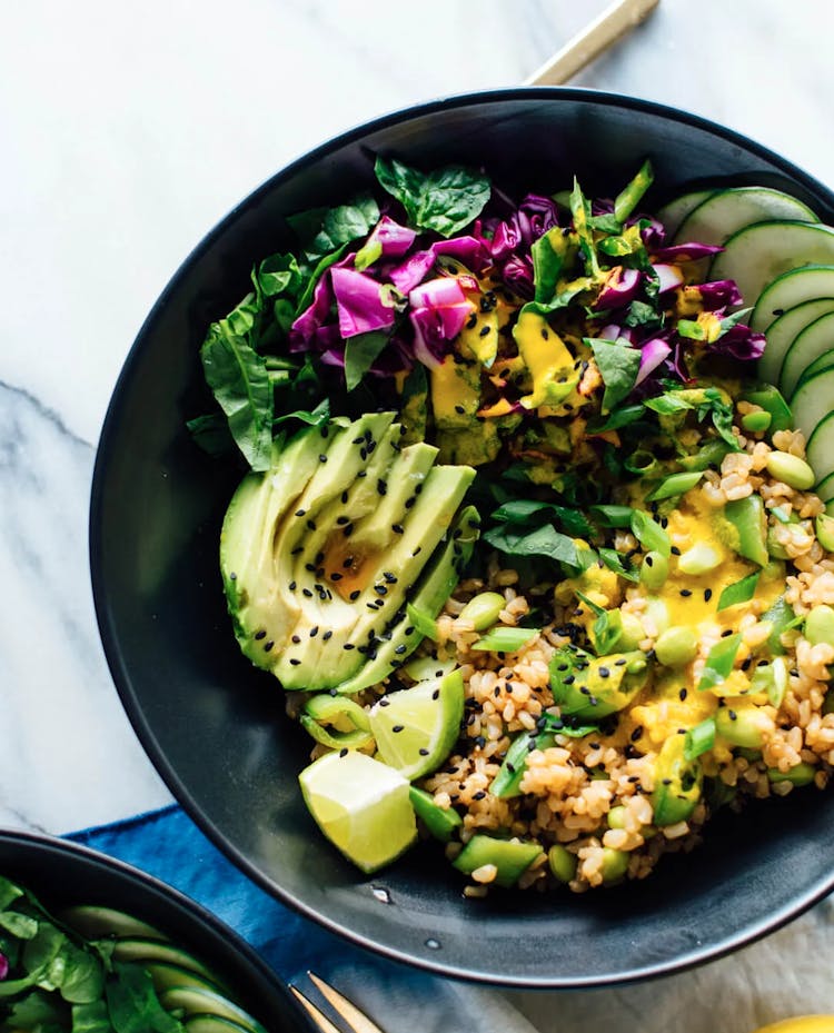 Buddha bowl containing lots of veg
