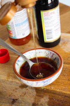 dipping sauce in small bowl 