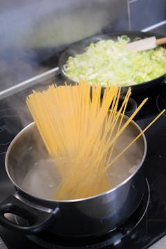 image of spaghetti