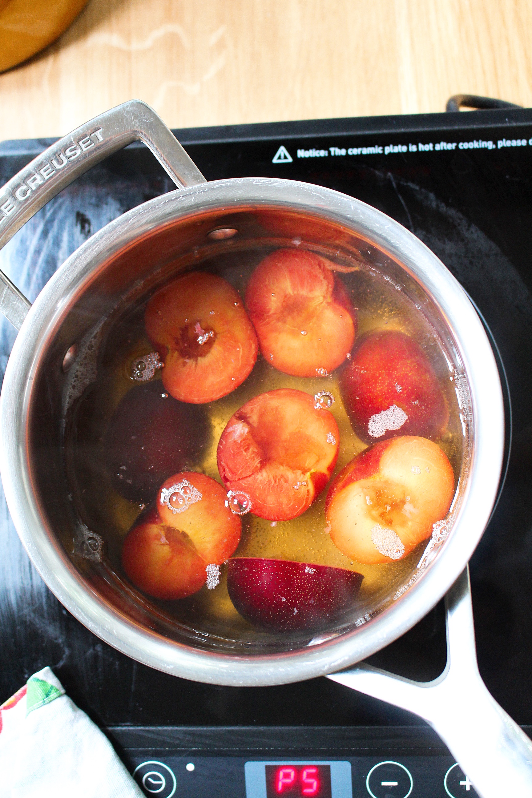 Poached plums & Golden Oats Oddbox