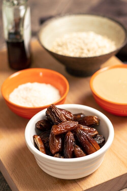 A bowl of dates.