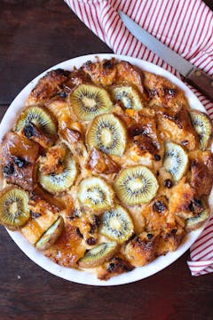 kiwi panettone bread and butter pudding 