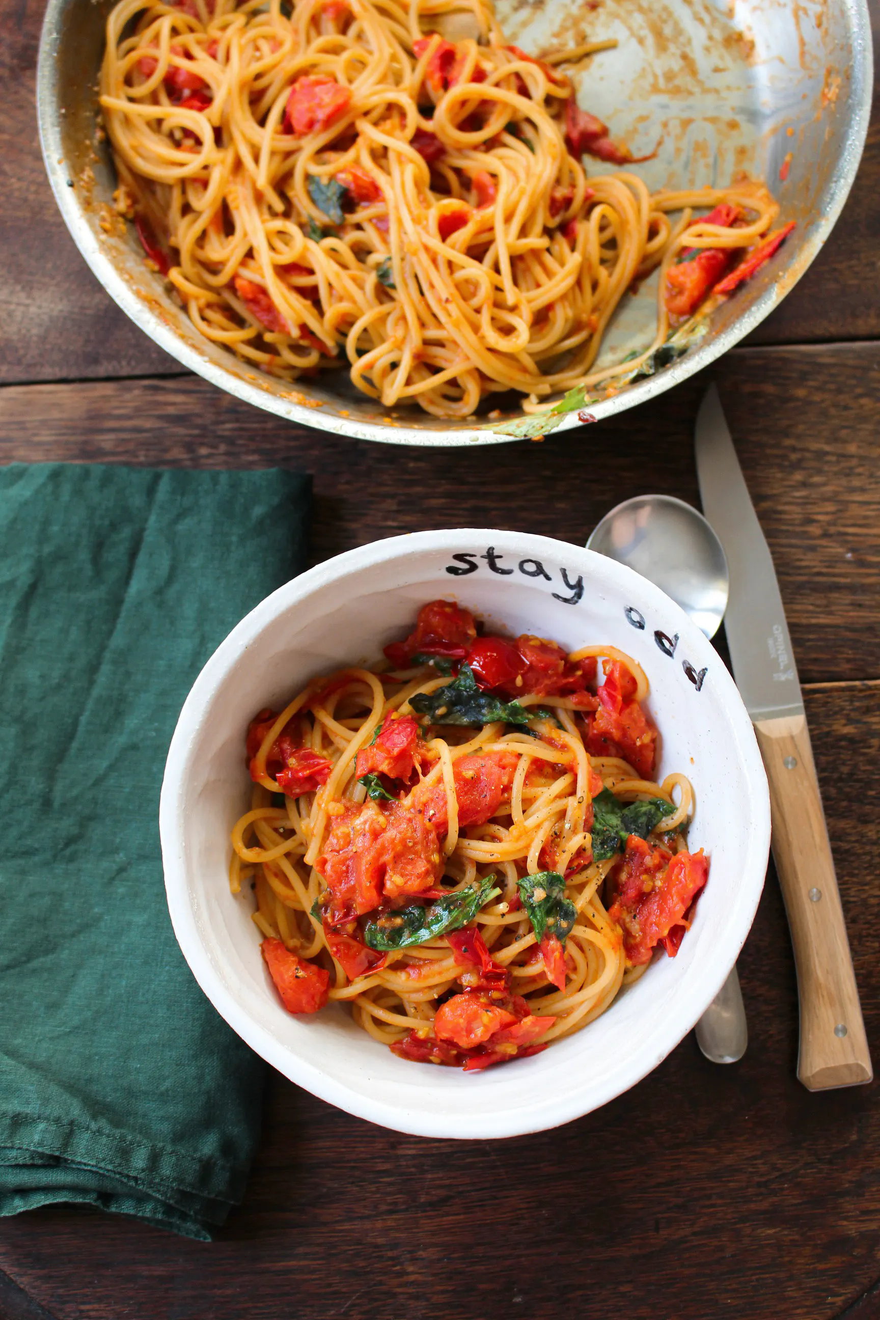 30 Minute Garlic & Tomato Pasta