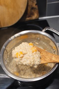 porridge in saucepan