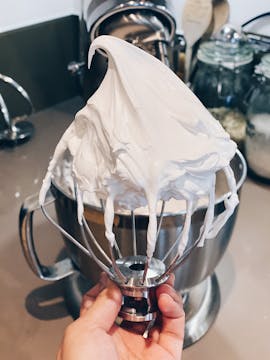 white meringue mixture 