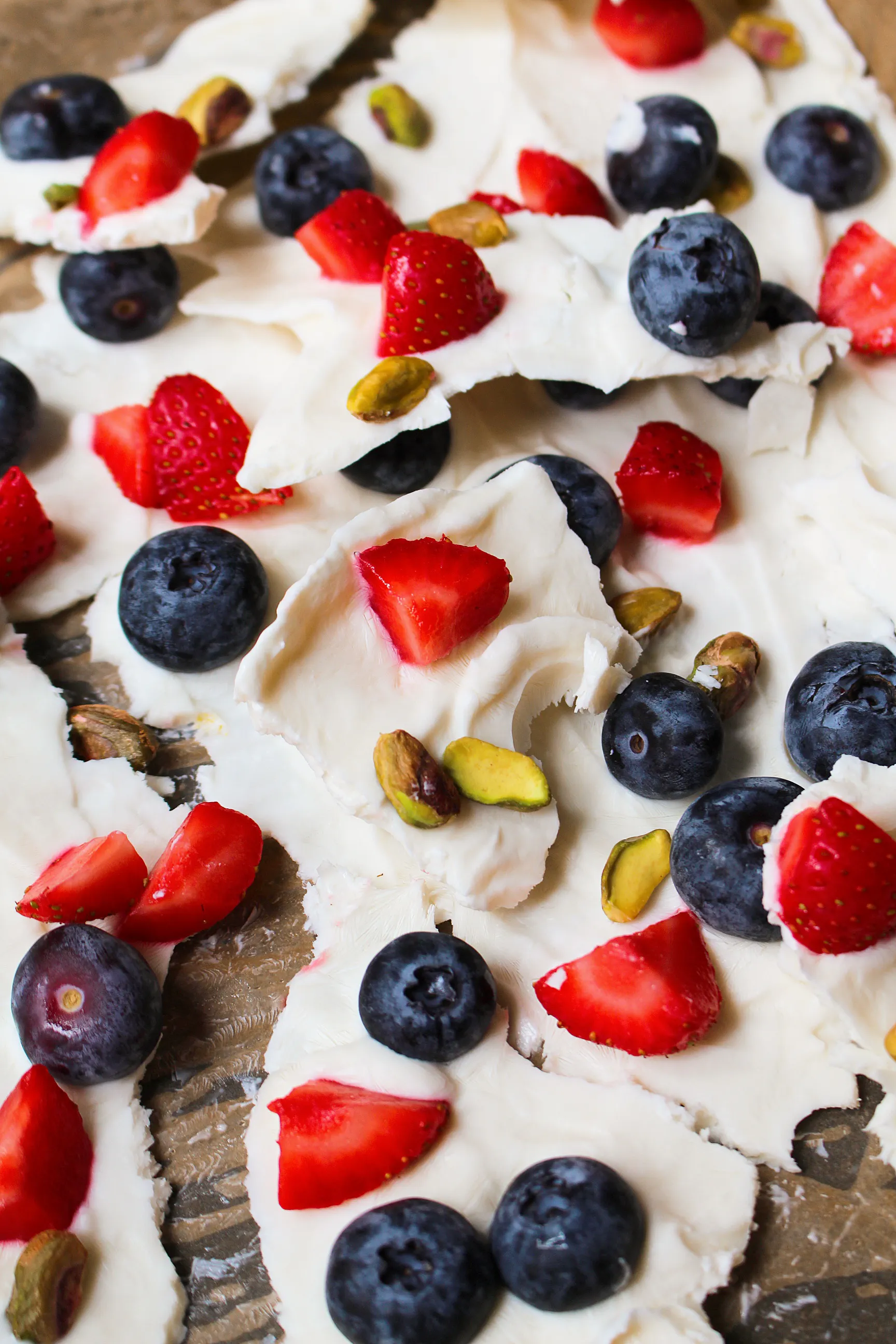 Frozen Blueberry Yoghurt Bark