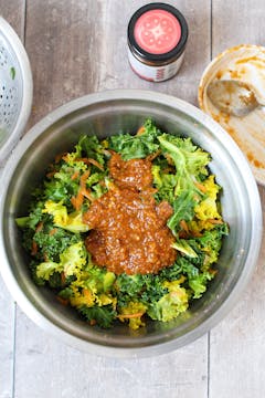 bowl with mixed vegetable and sauce