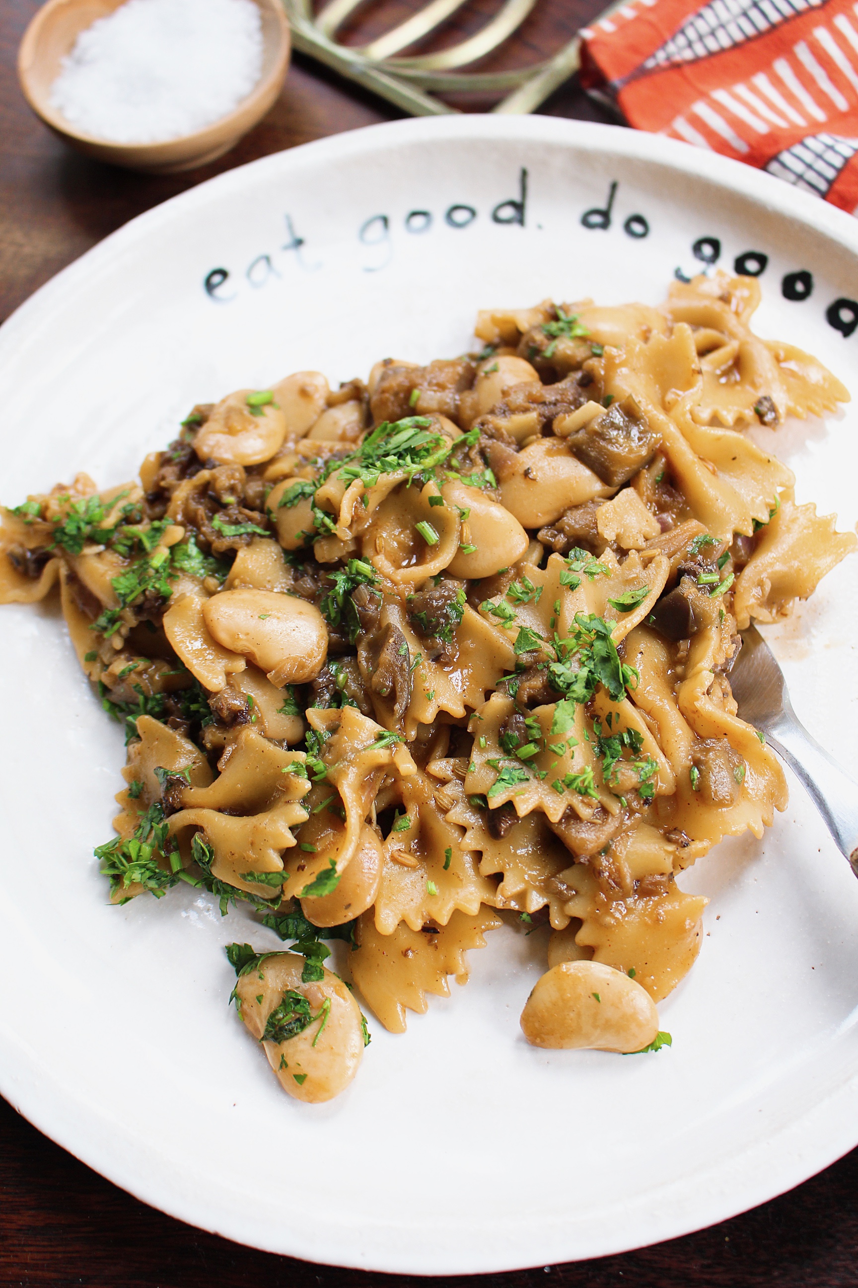 One pan Aubergine & Butter Bean Ragu Pasta Oddbox