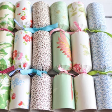 christmas crackers made with wallpaper