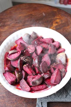 Roasted beetroot in baking dish